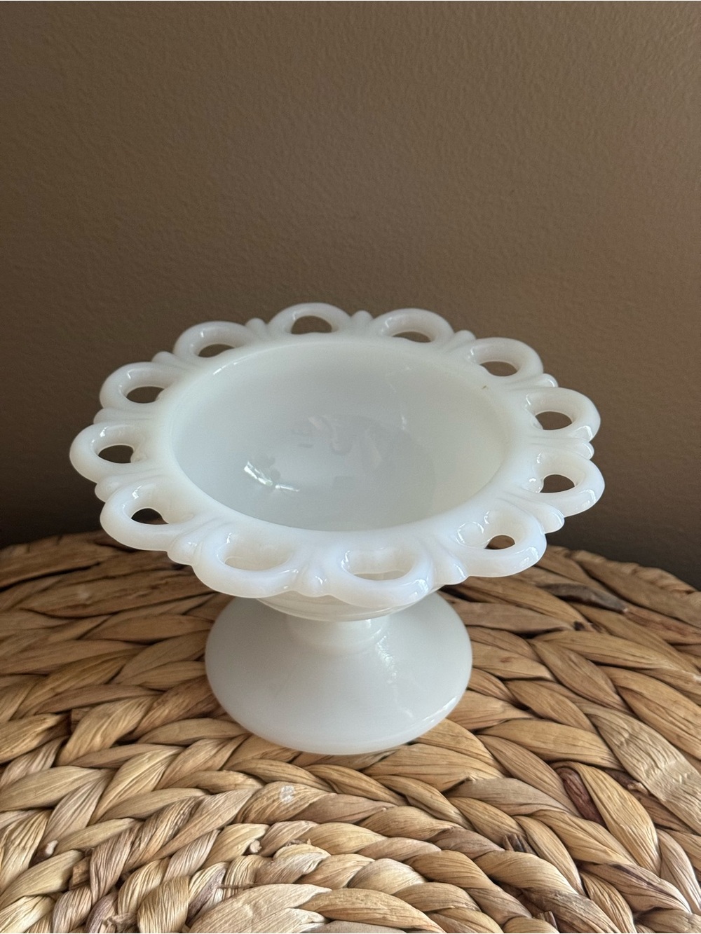 Vintage Milk Glass Candy Dish - Anchor Hocking - Amazing Condition